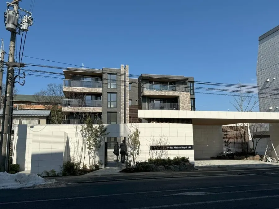 シャーメゾンロイヤル上杉 外観(清掃受託物件)